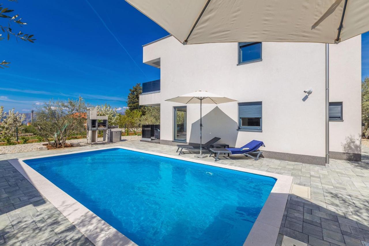 Villa Lio With Private Pool Linardići Εξωτερικό φωτογραφία