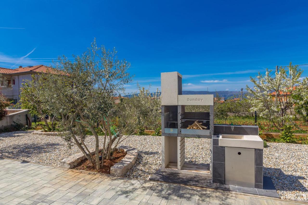 Villa Lio With Private Pool Linardići Εξωτερικό φωτογραφία